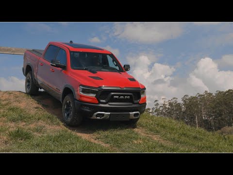 Nueva RAM 1500 Rebel 2024 | Precio, motor electrificado, equipamiento y características.