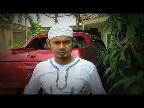 UGB Sampai Kini Belum Menjadi Tersangka? - Seleb On Cam 23 April 2014