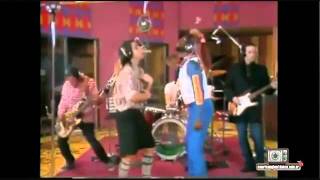 Red Hot Chili Peppers   American Ghost Dance  1985