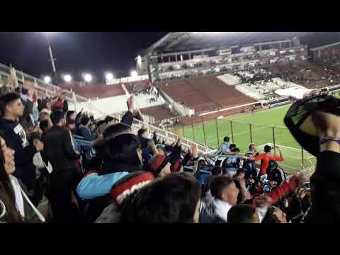 "Festejo Brown de Adrogue eliminando a Independiente Copa Argentina 2018 en Lanus (Video 1)" Barra: Los Pibes del Barrio &bull; Club: Brown de Adrogué