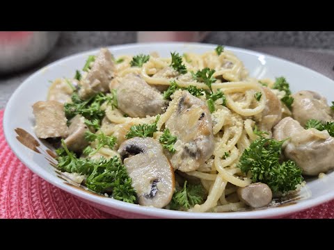 Creamy Garlic Mushroom Pasta recipe - drive you crazy! It is the Best Pasta recipe