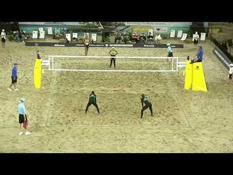 Duda /Ana Patricia X Barbara /Carol S OUT Pool Hamburgo