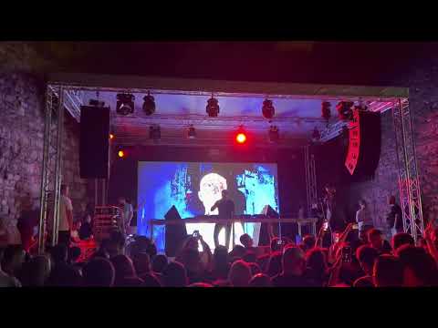 Hernan Cattaneo drops BOg - Underwater (ID Remix) live @ Barutana, Belgrade 14.05.2022 Part 9