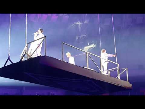 Opening + 'REALLY REALLY' - Winner Everywhere in Seoul Encore Concert 190105