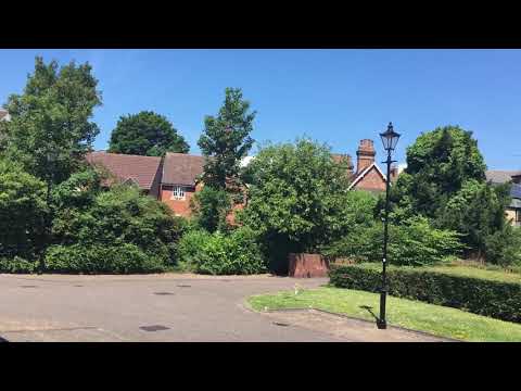 Houses in holybrook area, Reading