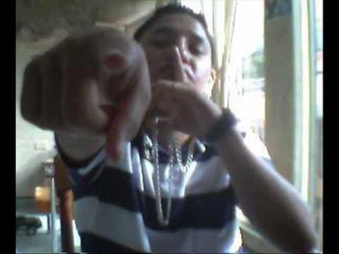 two pearls on your face a figure difficult - D king ft Bray music (oficial)