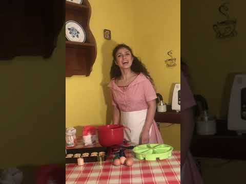 Carmen Capuano   Over 19   Giro 1 HIT BROADWAY MUSICAL She used to be mine   Waitress