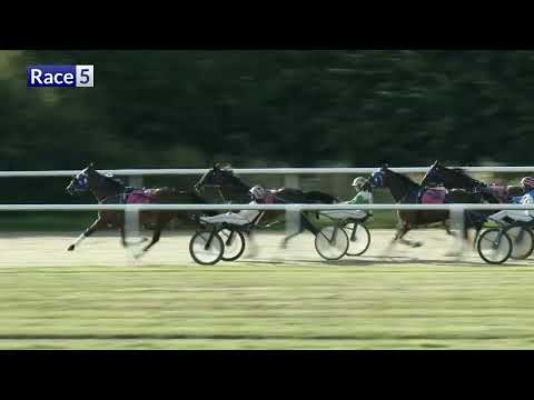Meadowlands Racetrack Bernie Kelly Memorial FFA Pace - Winner: Evenwood Sonofagun