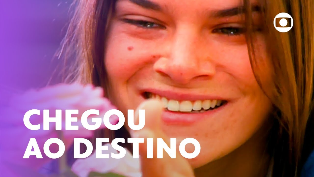 Serena vê uma rosa ao chegar a Roseiral e entende que chegou ao seu destino 🌹 | Alma Gêmea