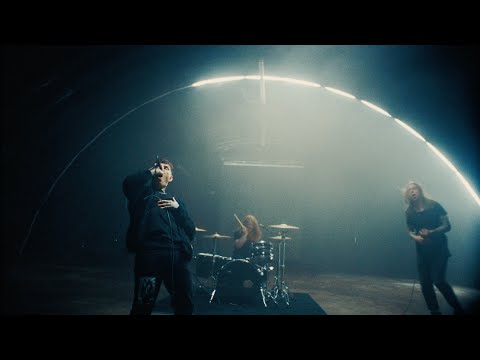 nothing,nowhere. - VEN0M (FT. UNDEROATH) [Official Video]