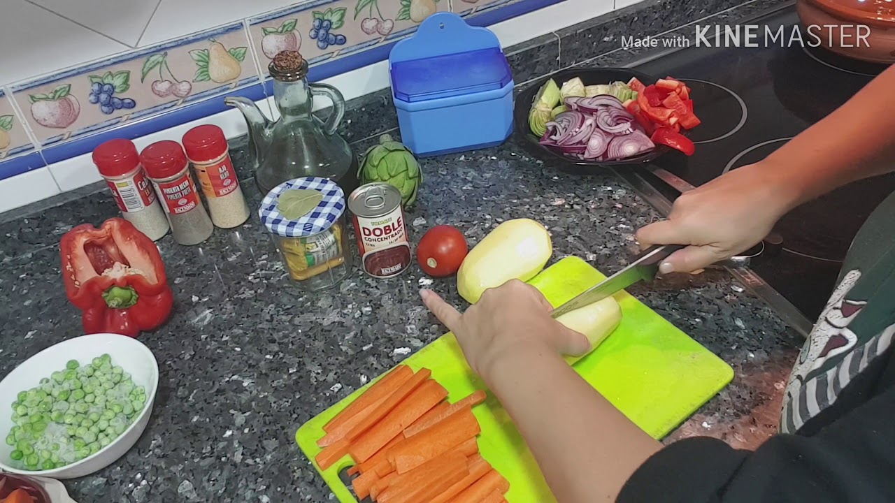 Watch Como se puede utilizar una olla de barro en la vitrocerámica sin romperla# Tajim de verduras 🤤 Now Como se puede utilizar una olla de barro en la vitrocerámica sin romperla# Tajim de verduras 🤤