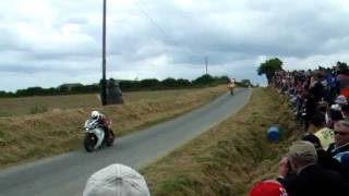preview picture of video '2010 Skerries 100  Superbike Race  201 - 1010cc  Red Flag  pt3/3'