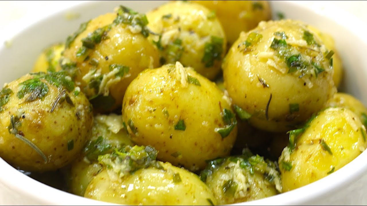 BATATINHAS DE FESTA TEMPERADAS - FÁCIL, RÁPIDO, DELICIOSO - Isamara Amâncio