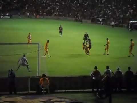 Série B 2010 - Sport 3x0 Brasiliense - Gol impedido de Wilson