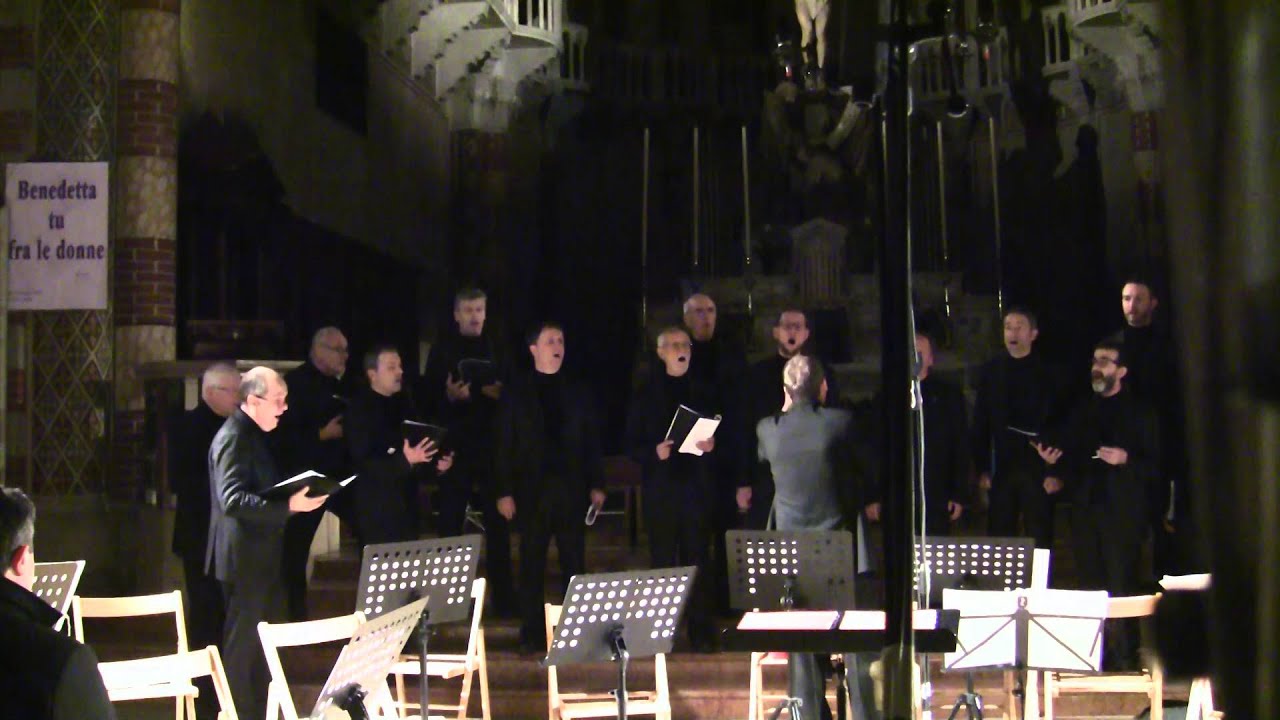 Notte Santa (B. De Marzi) - Coro Montecimon - Natale in Duomo 2015