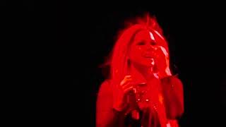 Avril Lavigne - Losing Grip [Live @ Orillia, ON // 30.04.2022]