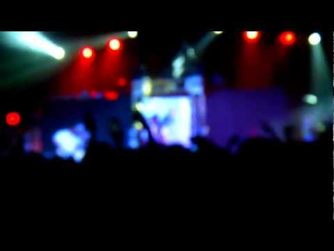 FUCK DA POLICE !!!! !!! TYGA CONCERT PERFORMANCE YMCMB