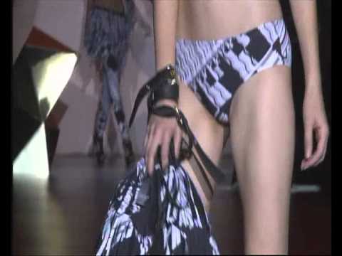 CIBELES | DESFILE DOLORES CORTÉS - Edición 2010