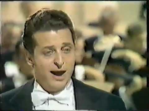 The Gorgeous Voice of Young Alfredo Kraus