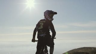 Gee Atherton Chasing the Pack at Red Bull Foxhunt