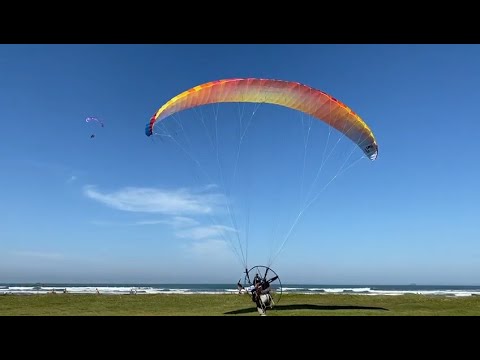 Decolagem Voo 223 de paramotor IKE Costa - 28/05/22 - Itanhaém