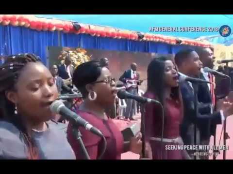 MAI KUVHEYA - NDINOBVA KWAMURI