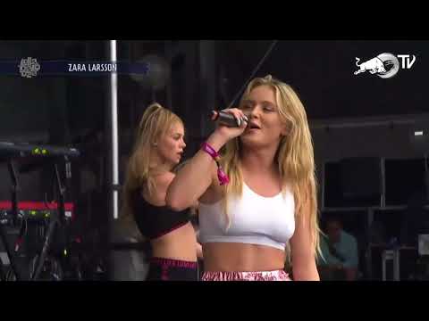 Zara Larsson   Bad and Boujee & Ain't My Fault   Lollapalooza Chicago 2017