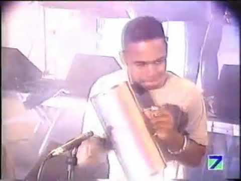 Maquinaria Band 1998. Teloneros de Manny Manuel y Grupomanía