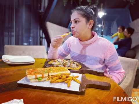 chocolate sizzling at chocolate room