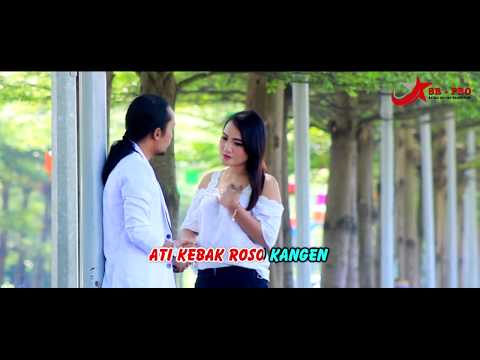 Arya Satria Feat. Ovizee - Kangen Aku Kangen | Dangdut (Official Music Video)