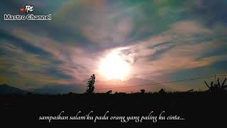 Download lagu Status WA , KABUT BIRU ,cover Adella mp3