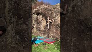 Video thumbnail of Problem 2 (Boulder B.Sur - El Bosque), 5. Pont de Camps