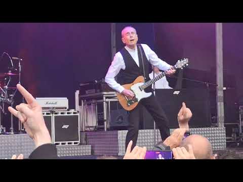 Status Quo open with Caroline live at Botanic Gardens, Belfast (28/05/2024)