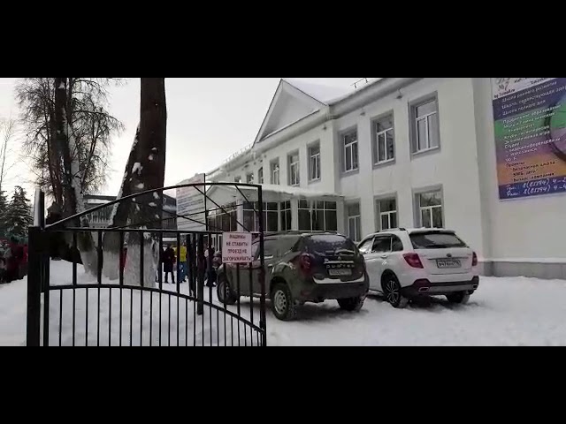 На территории гимназии №7 в данный момент наблюдается открытое горение.