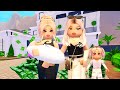 WE BECAME RICH MOMS in BERRY AVENUE!!