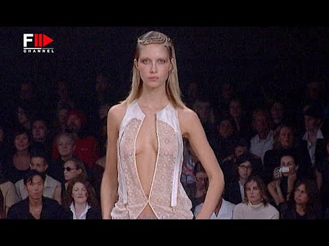STELLA MCCARTNEY Spring 2002 Paris  - Fashion Channel