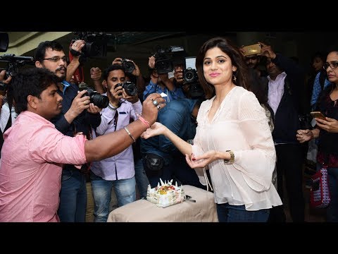 Shamita Shetty CUTS Birthday CAKE With Media