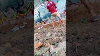 old graffiti writers get chased doing tracksides