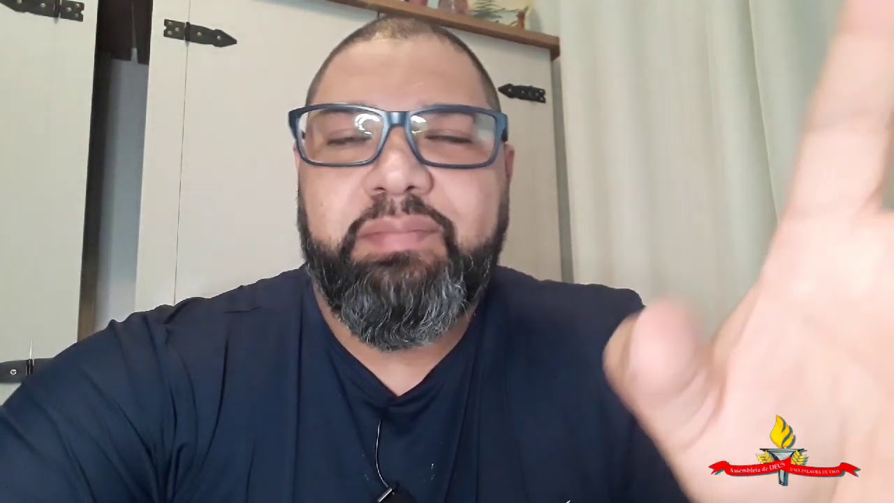 CURIOSODADE HEBRAICA - ALTAR (MIZBEACH)