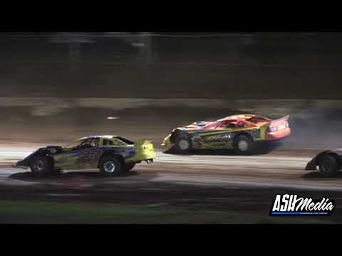 Super Sedans: 2010/11 Queensland Title - A-Main - Maryborough Speedway - 12.03.2011