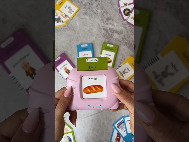 Vídeo relacionado con 1 juego de porta tarjetas de dinosaurio, 10 tarjetas de identificación, portatarjetas de trabajo y de crédito, porta insignia