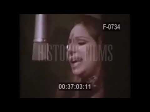 Barbra Streisand - "Since I Fell For You" - Live Footage 1971 - Remastered