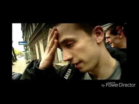 Blokersi - sceny z Peją