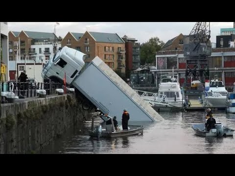 Top 20 Dangerous Truck & Car Driving Fails On Highway - Heavy Equipment Fails Compilation 2024