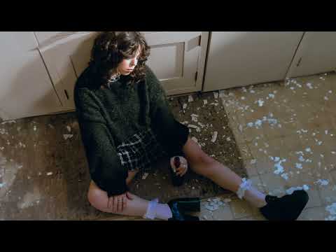 Alicia Creti - Crazy [Official Audio]