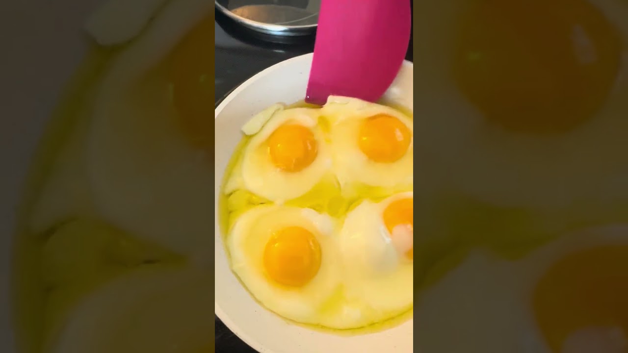 Egg-Fast Rose Ramble  Chat- getting my gooey egg yolks in for the day - #teamrose 