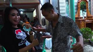 Download lagu 18  Tangisan Rindu   Aida Gonzales mp3