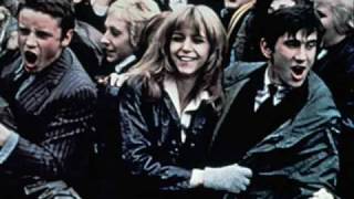 my whole world is falling down Paul Weller 0001