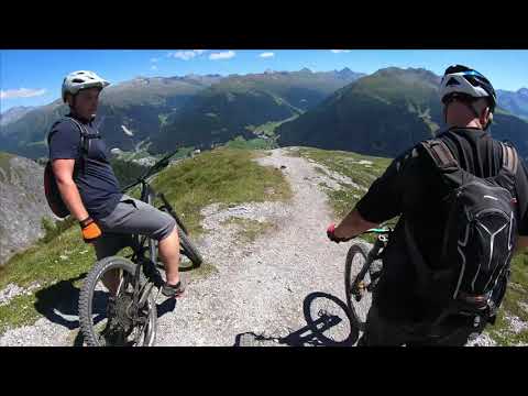 Davos Klosters / Felsen-Panoramaweg / Patrick unser ''alles Geber'' stürzt / Der schönste Ausblick