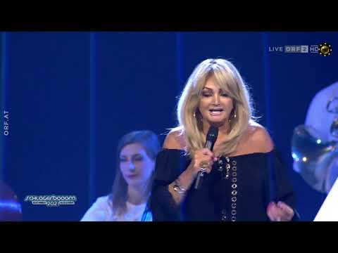 Alex Christensen & The Berlin Orchestra feat. Bonnie Tyler - Total eclipse of the heart